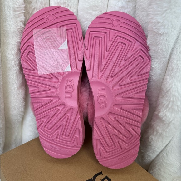 UGG Pink Fluffy Slippers - Picture 4 of 5